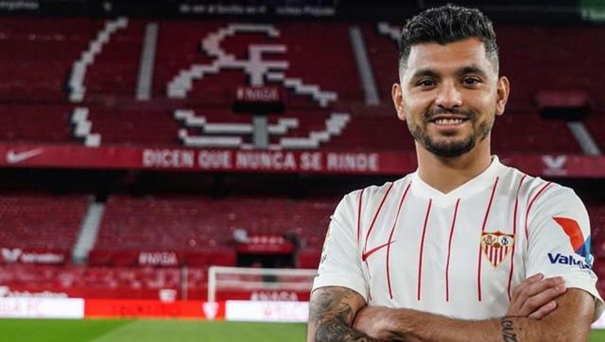 Tecatito Corona apunta a la lista del Tata Martino