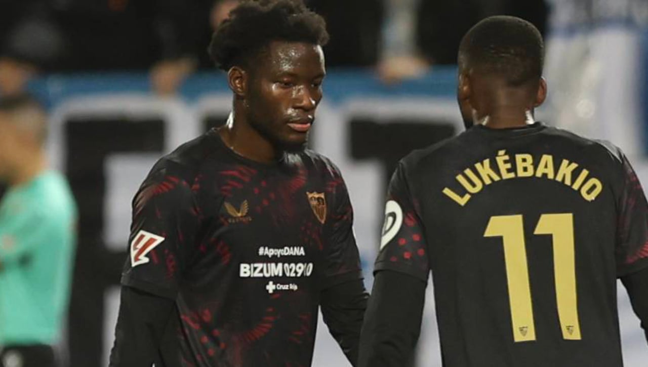 Castigo severo para Agoumé en el Sevilla: "Es incomprensible"