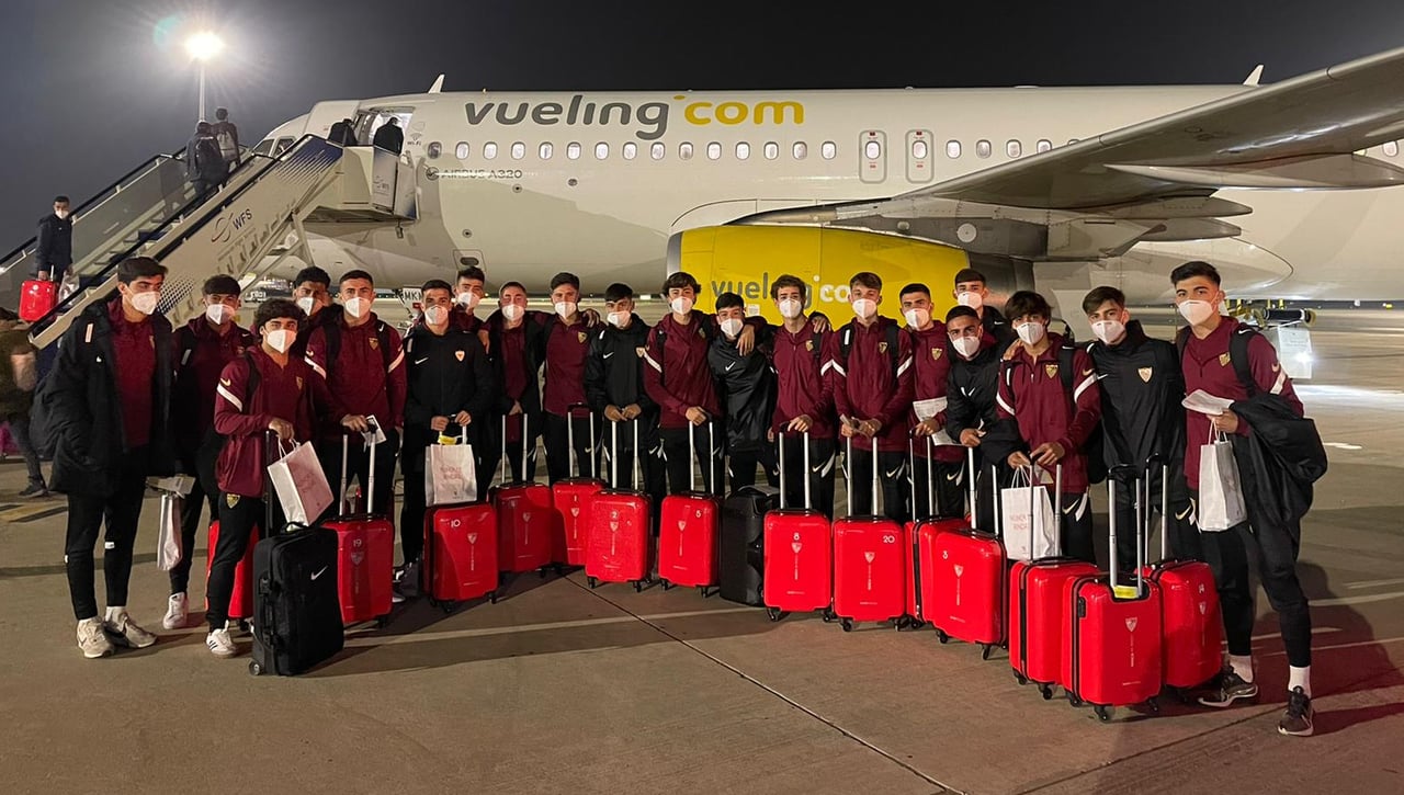 La 'Quinta de Juanlu' busca su sitio lejos del Sevilla