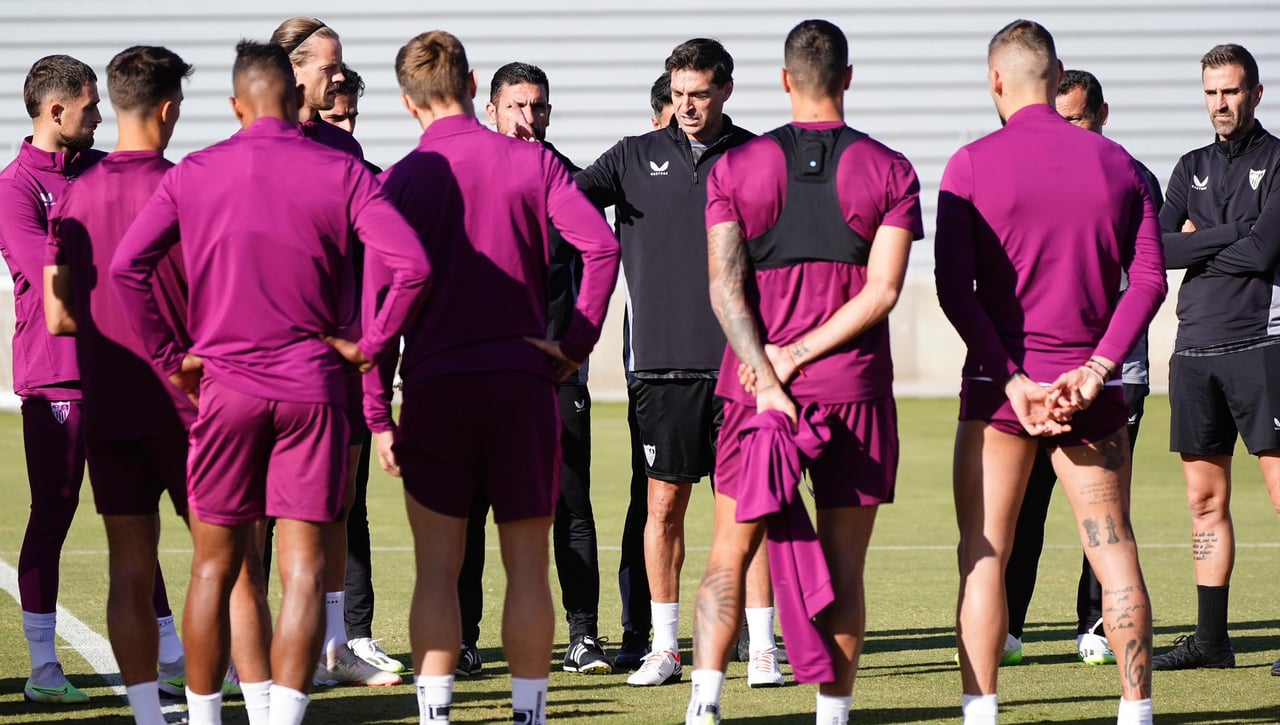 Las dos bajas de siempre y tres de peso en la convocatoria del Sevilla para visitar al Arsenal