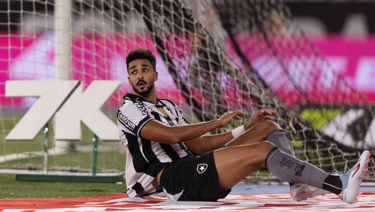 Palo para Chris Ramos