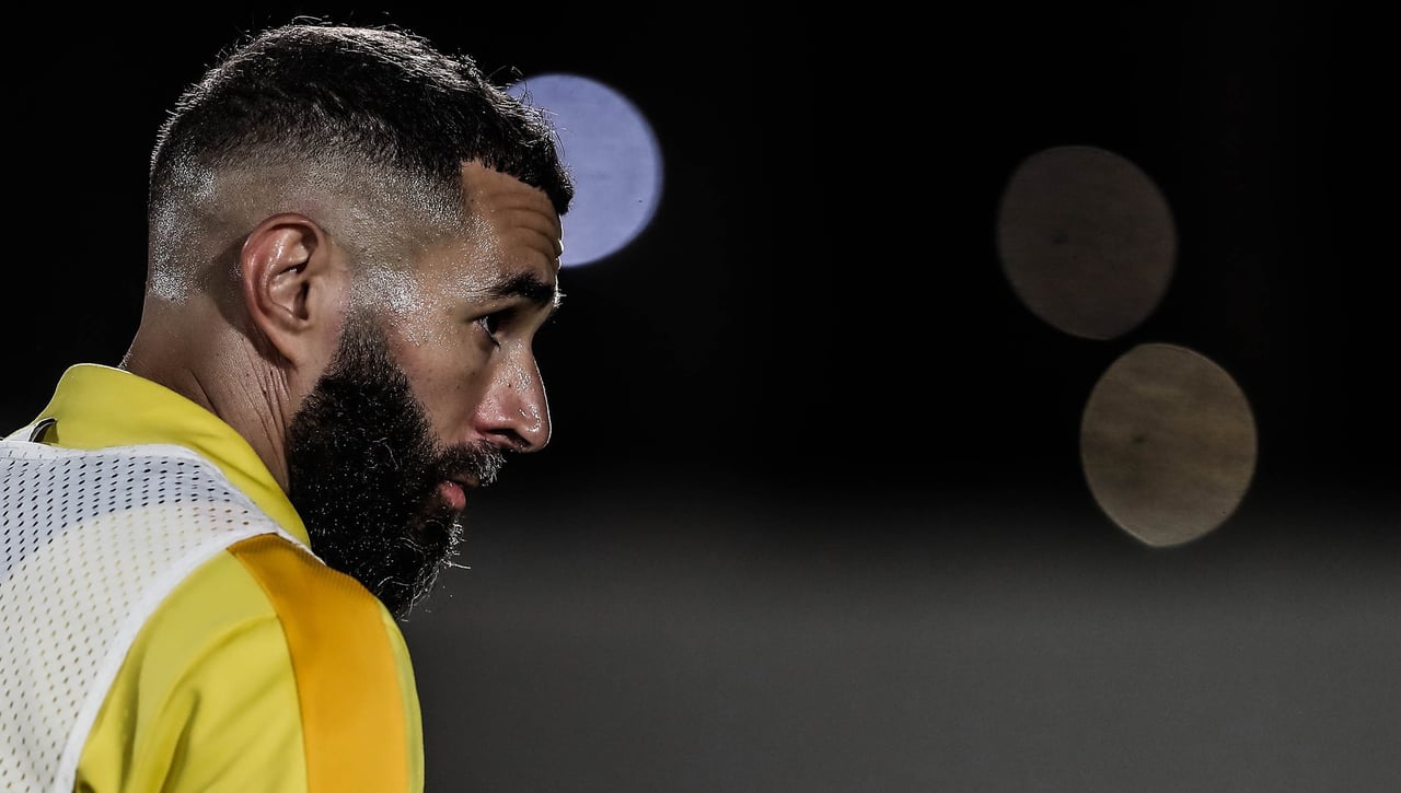 Todo le sale mal a Karim Benzema