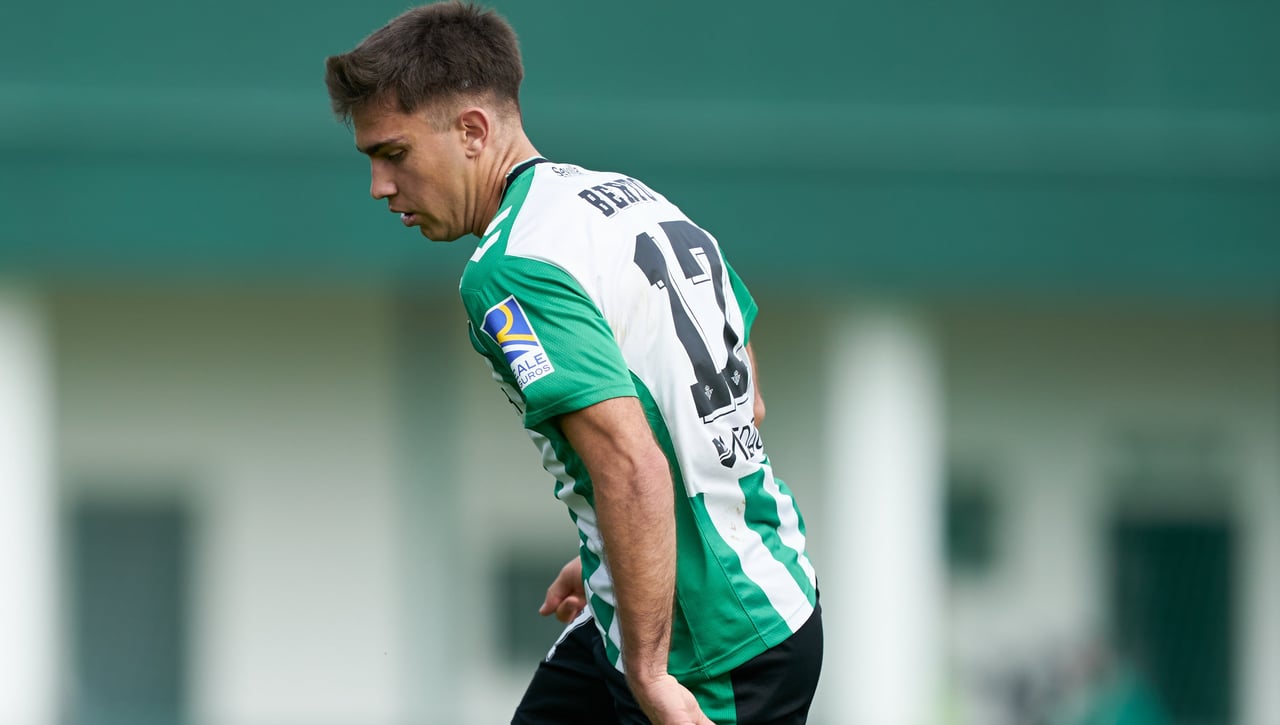 Betis Deportivo 1-0 Xerez Deportivo: Fran Vieites y Berto Rosas cambian la lectura de la estadística 