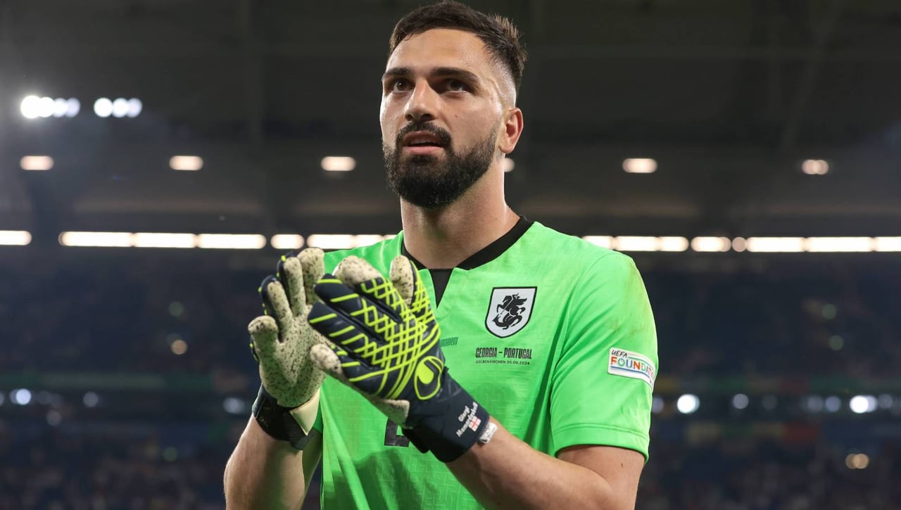 Mamardashvili, el mejor aval para que el Valencia pueda reforzarse en verano