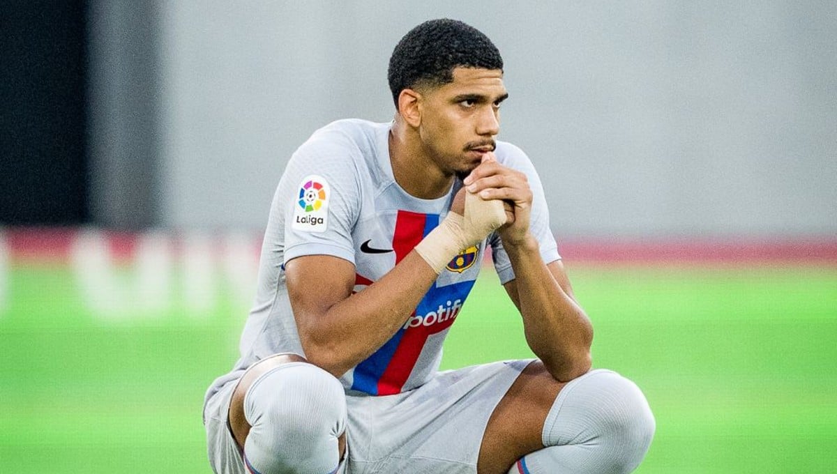 Araújo también cae lesionado y hace temblar al Barça