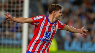 Julián Álvarez da con la tecla