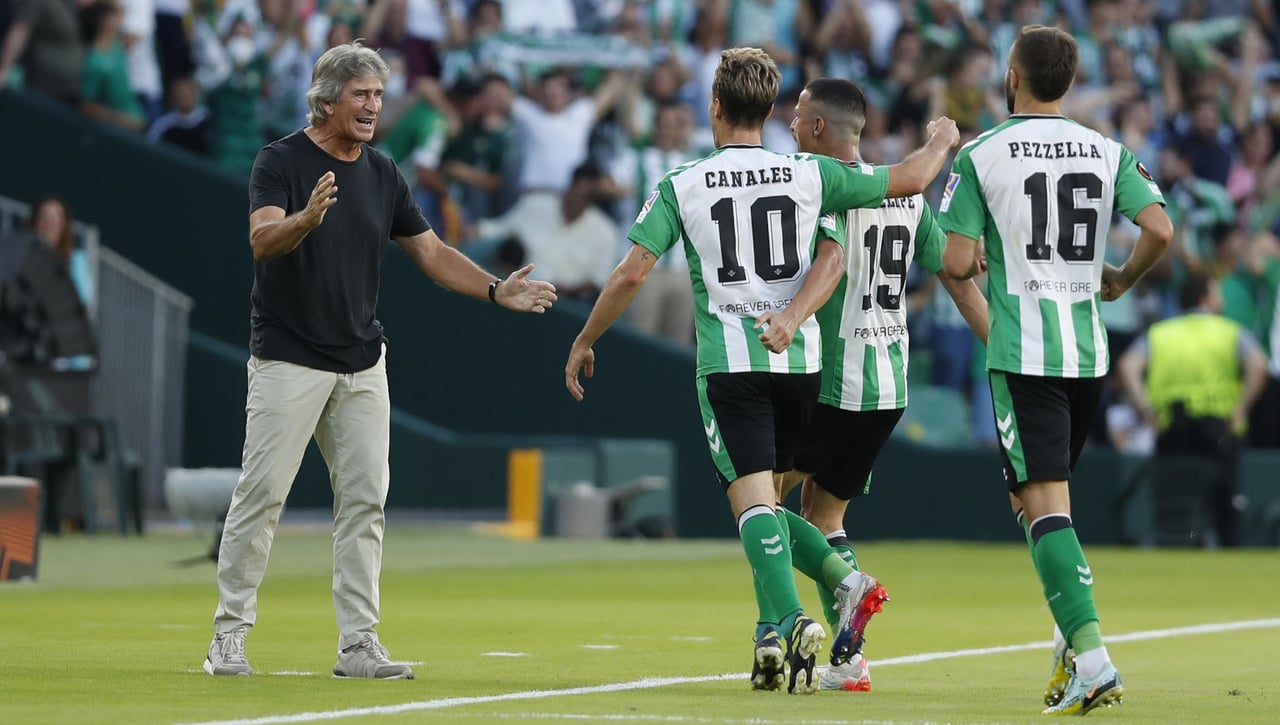 Bajas esperadas y regreso inmejorable en la convocatoria del Betis contra la Real Sociedad