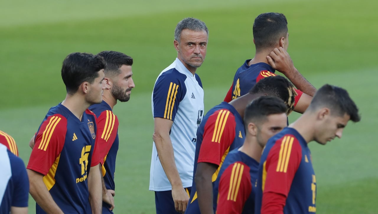 El futbolista de España que pudo jugar con Holanda el Mundial de Qatar 2022