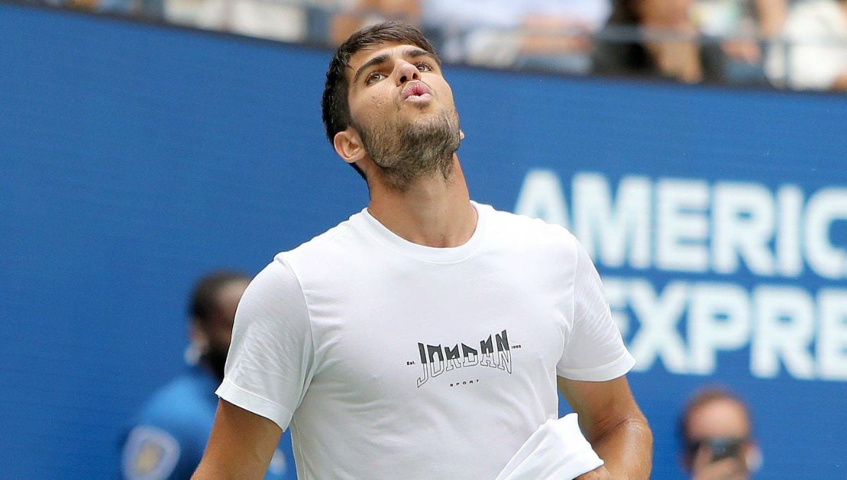 Primer problema para Carlos Alcaraz antes del Open de Australia