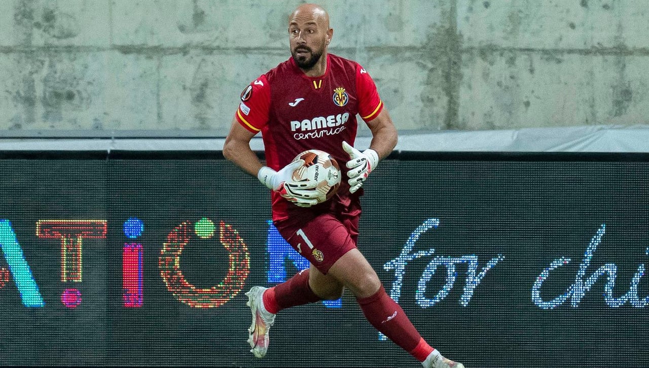 Pepe Reina crítica con dureza a la plantilla del Villarreal