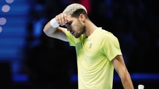 "Alcaraz debe tomar sus propias decisiones, la interferencia de su padre es un error"