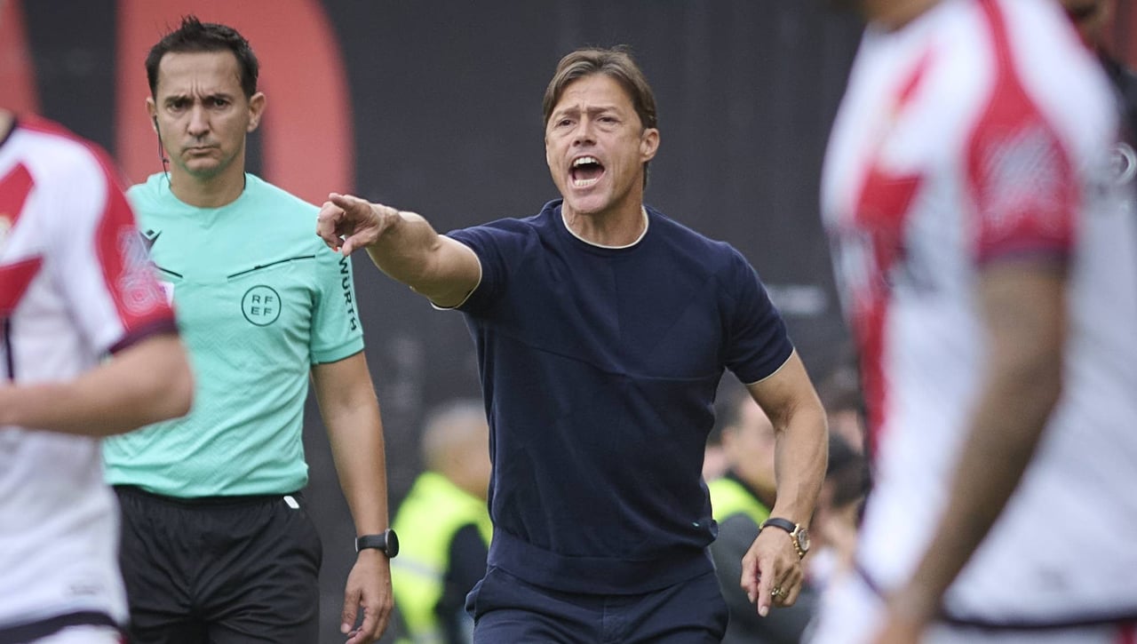 Matías Almeyda, muy contento con la victoria, se deshace en elogios sobre Januzaj, Alexis, Vlachodimos y Akor Adams