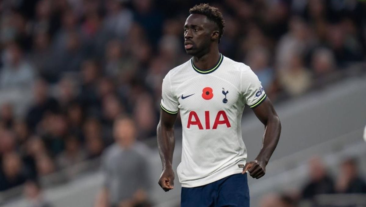 Monchi tiene sobre la mesa un eterno deseo que se ha puesto a tiro