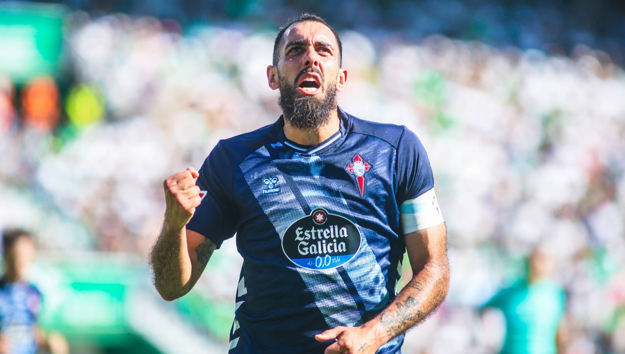 Borja Iglesias sigue creyendo en la resurreción del Celta