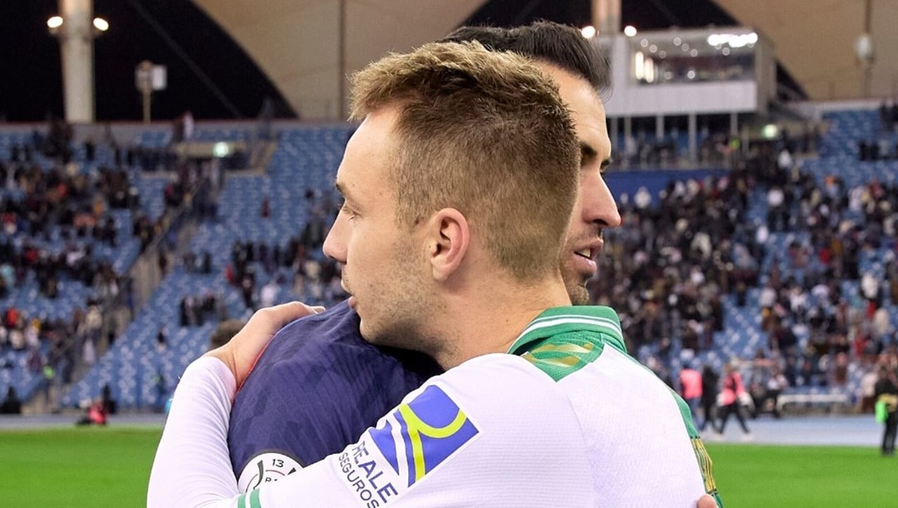 Loren Morón, entre dos aguas