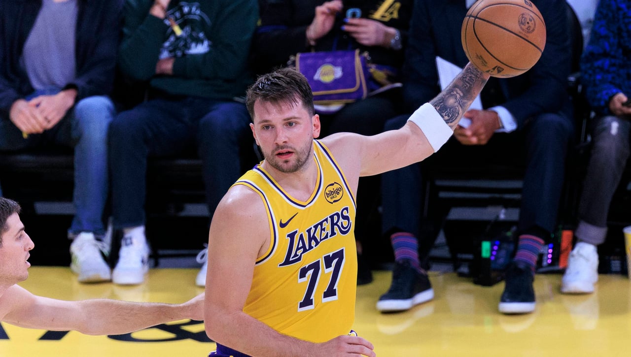 Luka Doncic se hunde y los Lakers lo pagan: "Fue mi culpa"
