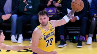 Luka Doncic se hunde y los Lakers lo pagan: "Fue mi culpa"