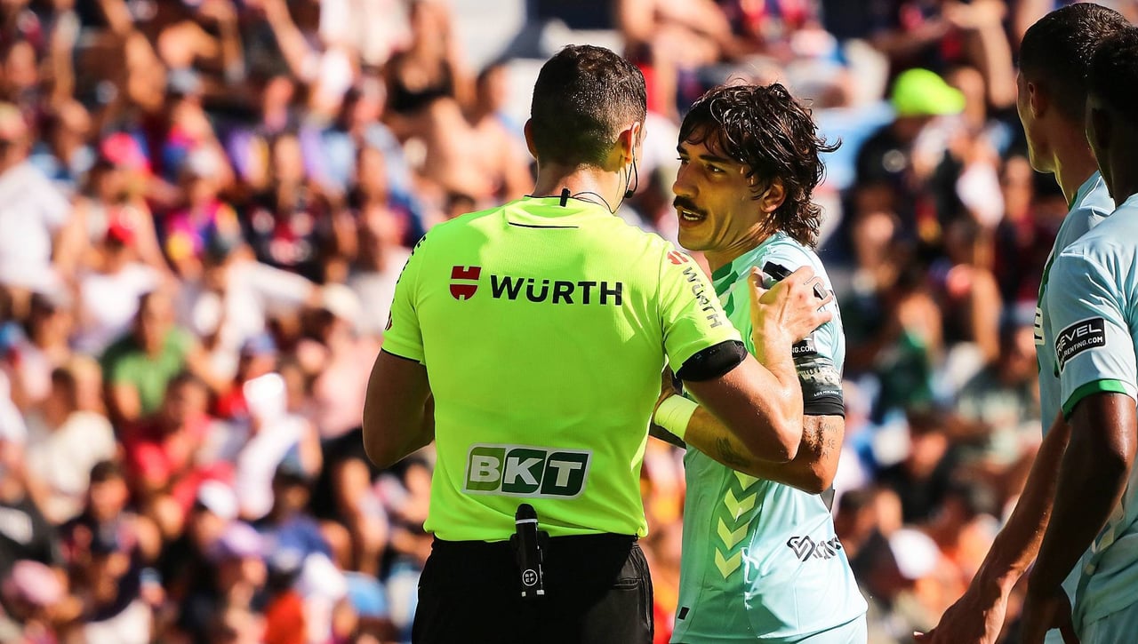 El audio de la polémica: así anularon Muñiz Ruiz y Del Cerro Grande el gol de Altimira