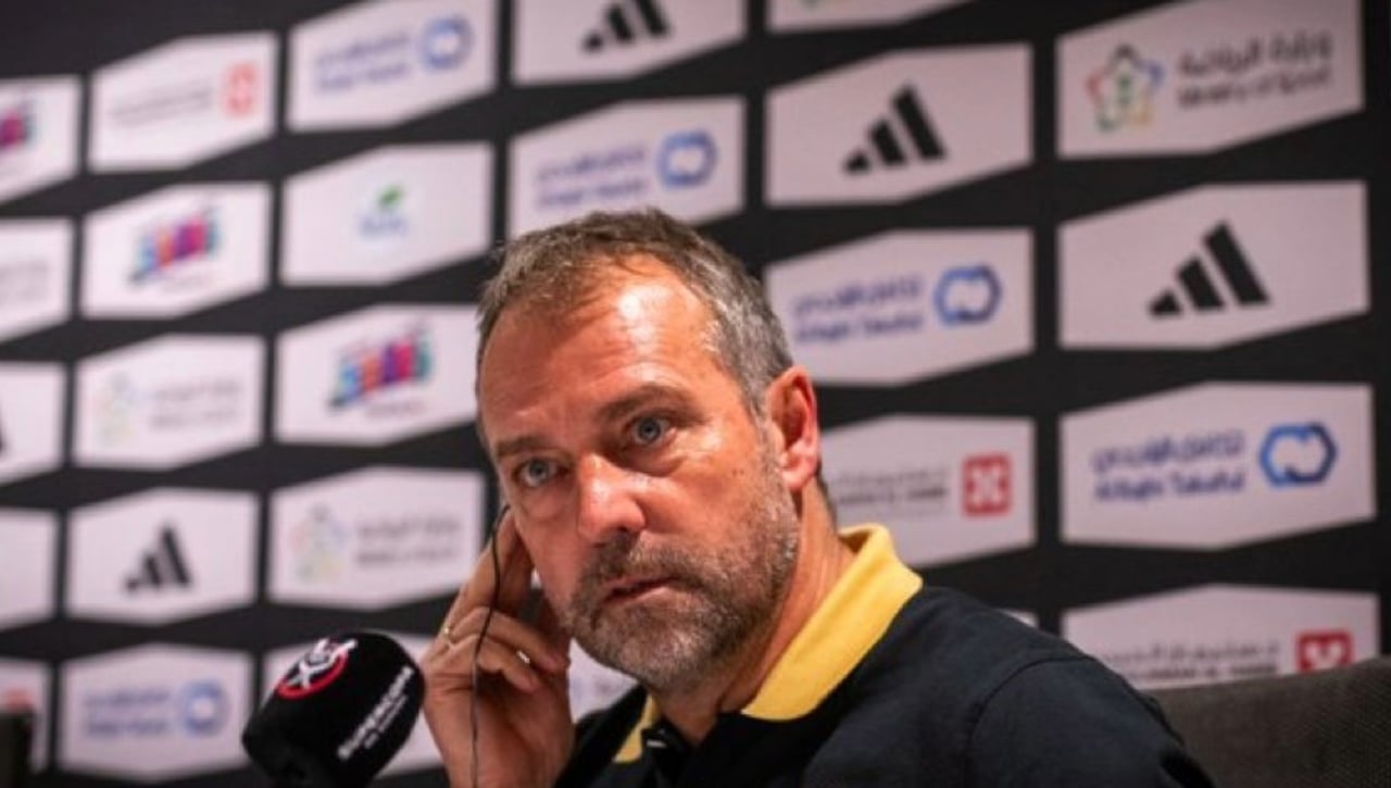 Flick no despeja la duda en la portería