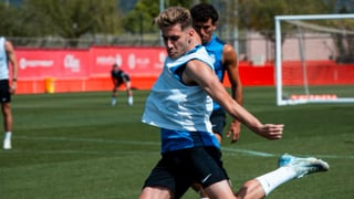 Paso atrás de Robert Navarro