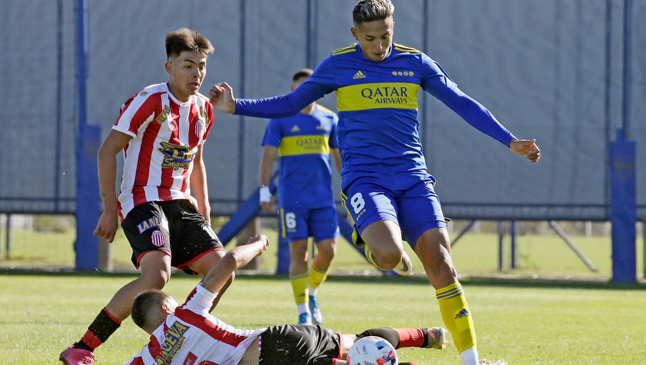 En Argentina destacan el interés del Almería en una perla de Boca