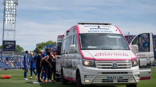 David Soria, trasladado al hospital tras un violento golpe