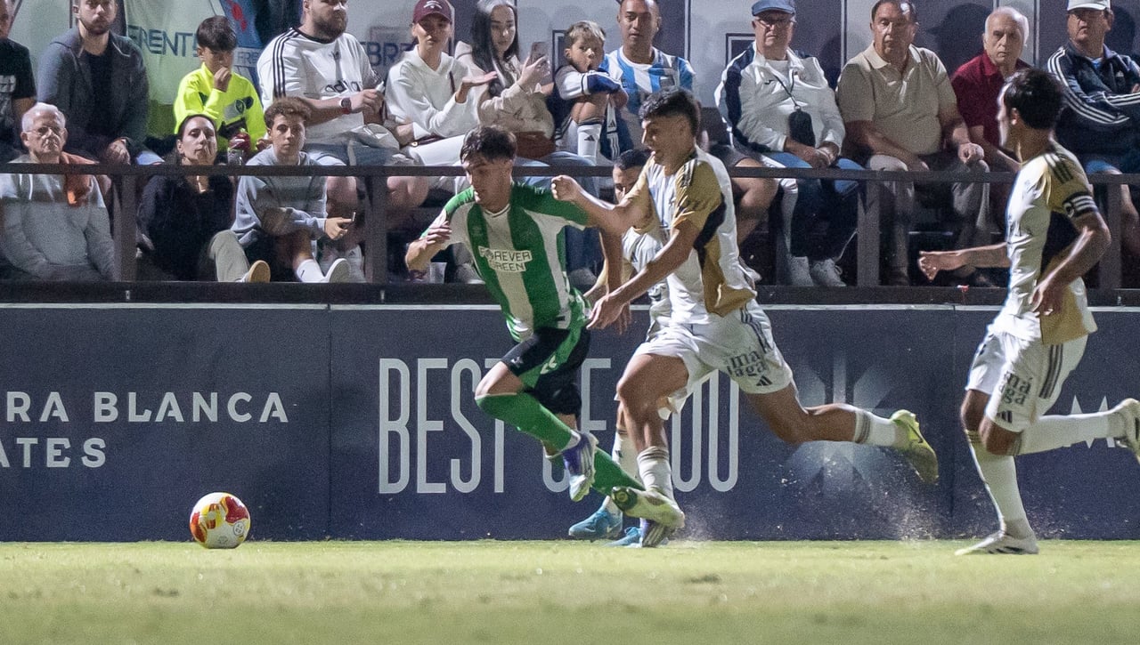 Marbella 1-1 Betis Deportivo: Se esfuma el primer triunfo en el minuto 88