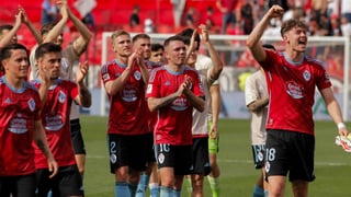 El Celta estudia cambiar Adidas por otra marca