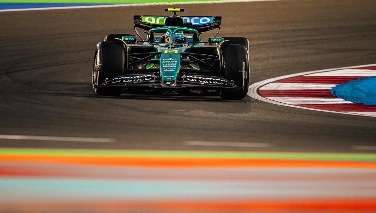 F1 GP Qatar | Parrilla de salida y resumen de la clasificación con Fernando Alonso y Carlos Sainz del Gran Premio de Fórmula 1 en Losail