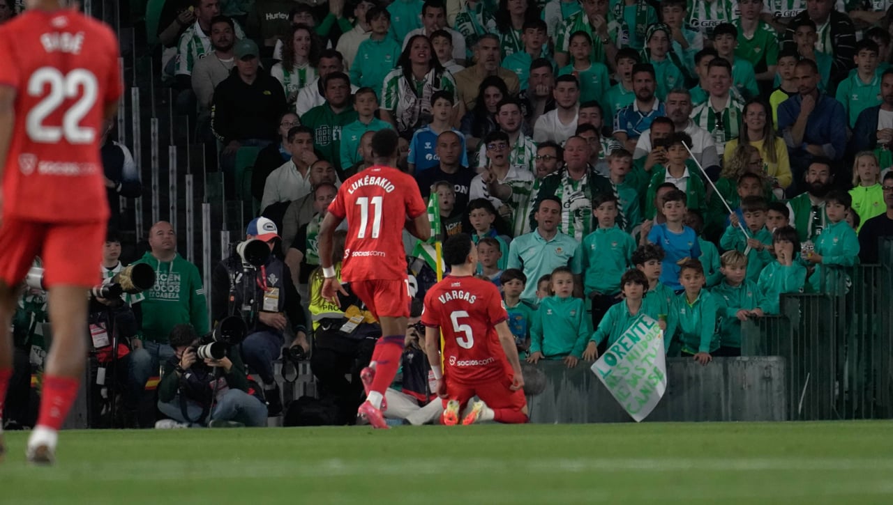 La afición del Sevilla prioriza el derbi ante el Betis