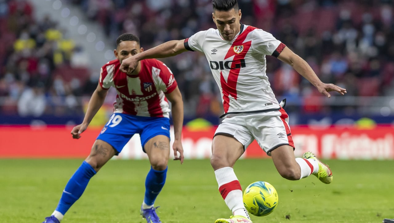 Problemas para Falcao