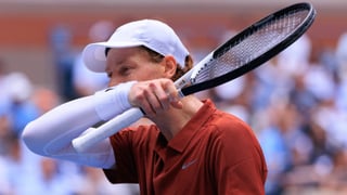 A Sinner le sale cruz en el US Open