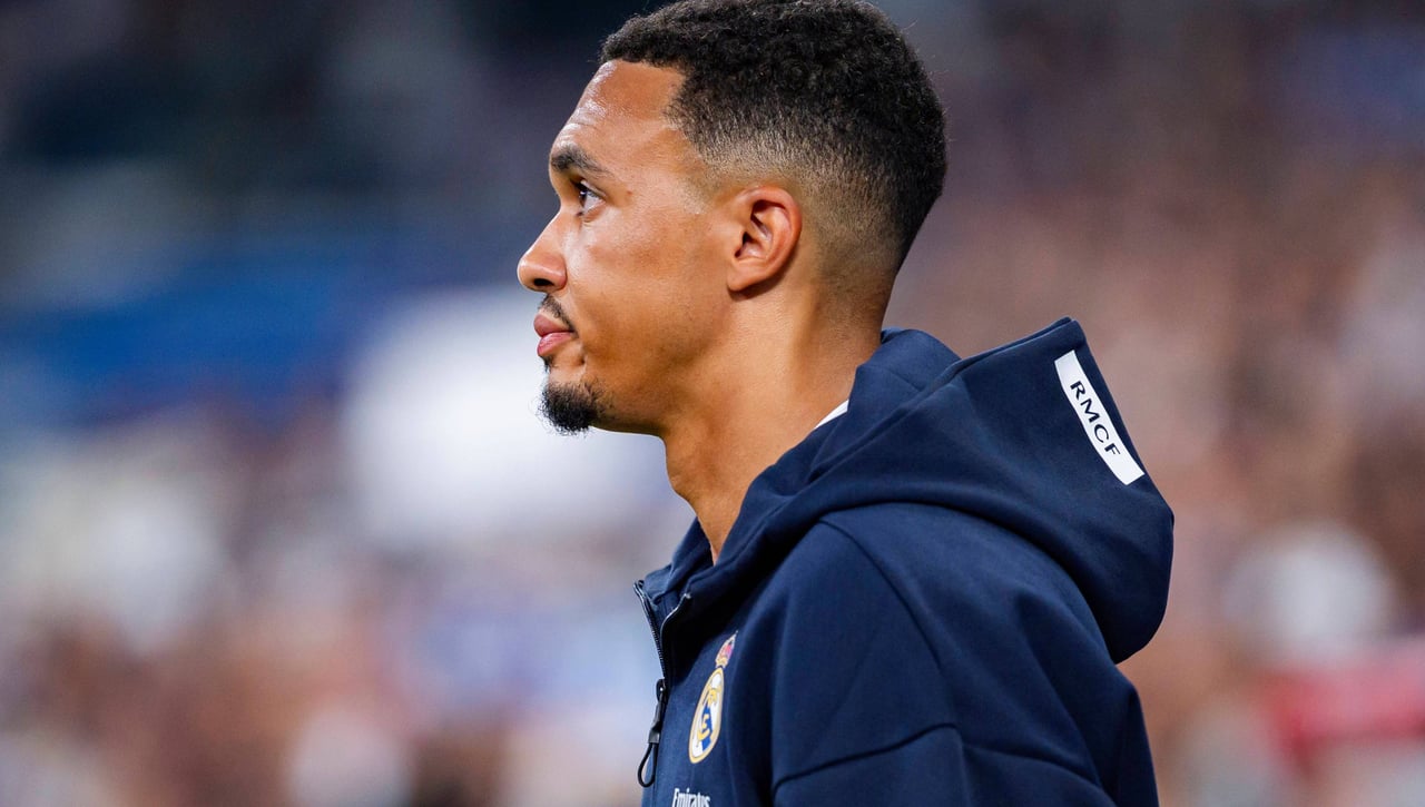 Guerra entre Carvajal y Trent Alexander-Arnold