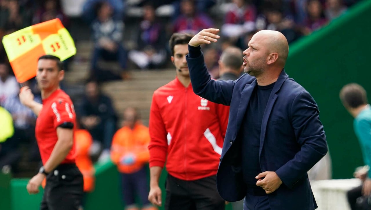 El futuro de José Alberto y Martija, tras la venta del Racing de Santander