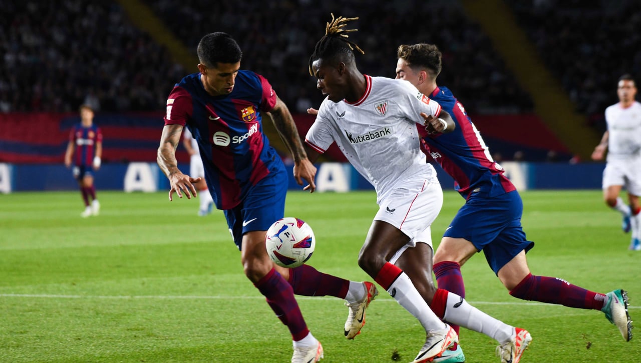 Nico Williams habla sobre su fichaje por el Barcelona y señala a su 'repre'