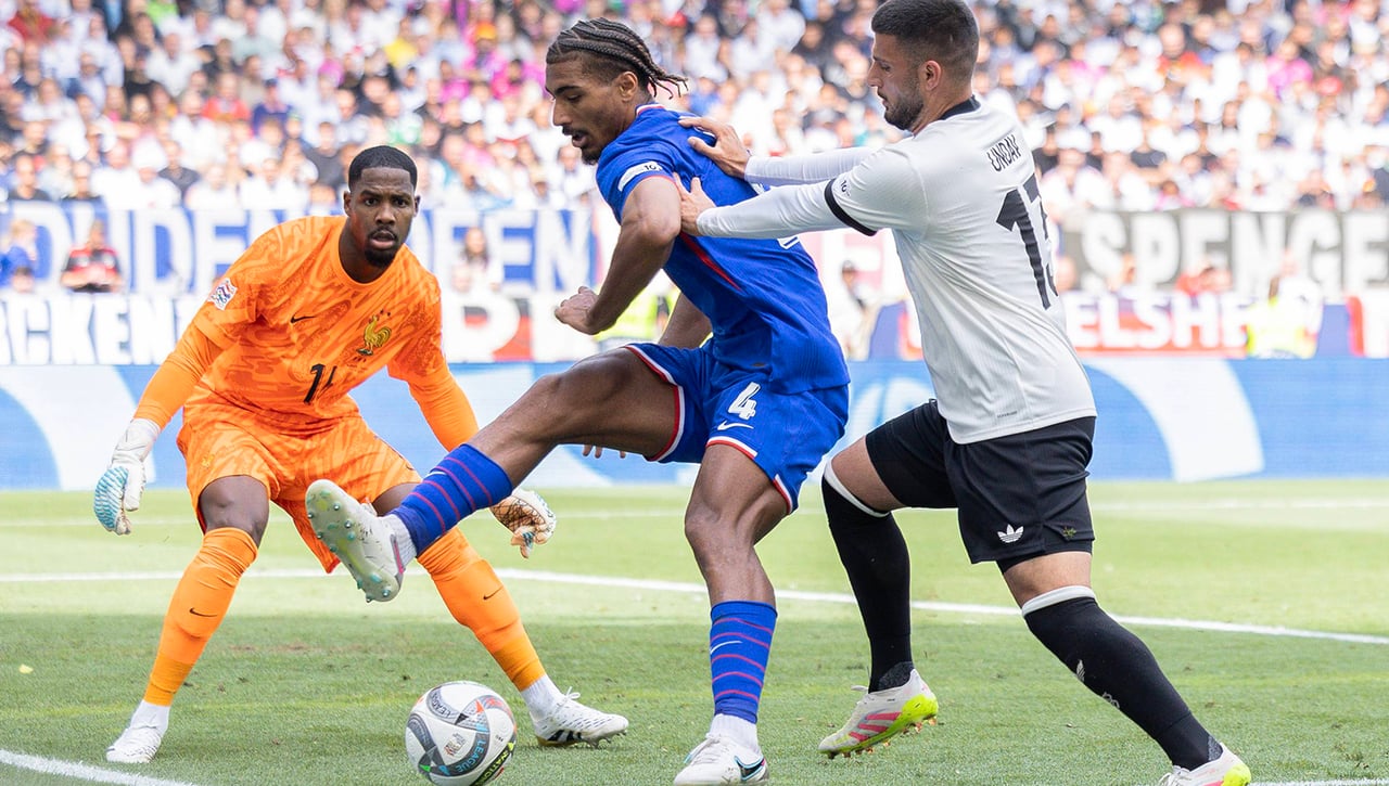 Exhibición de Badé con consecuencias para el Sevilla