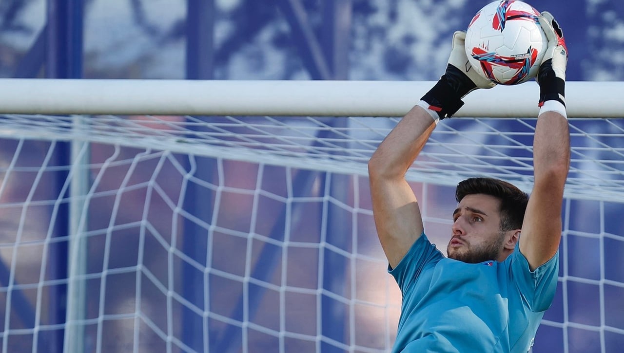 Simeone se queda sin porteros