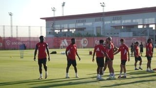 Almeyda toma el pulso de Iheanacho y Suazo