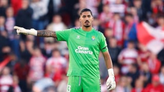 Se blinda ante el deseo de Álvaro Valles de fichar por el Betis