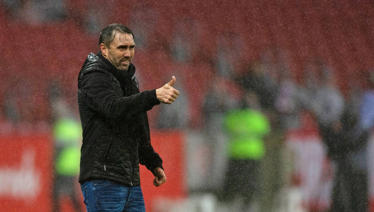 Coudet está en el alambre en Vitoria y García Plaza vuelve a sonar