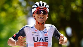 Juan Ayuso pone a Del Toro en su sitio