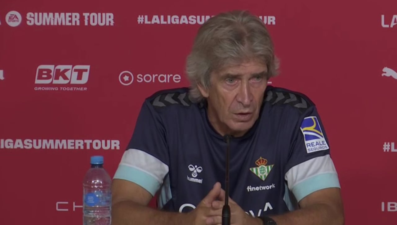 El Pellegrini bromista ("llevo tiempo deseando echar a Andrés") y el Pellegrini serio ("busquemos la Champions")