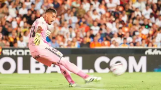 Las Palmas ya tantea un fichaje para sustituir a Álvaro Valles