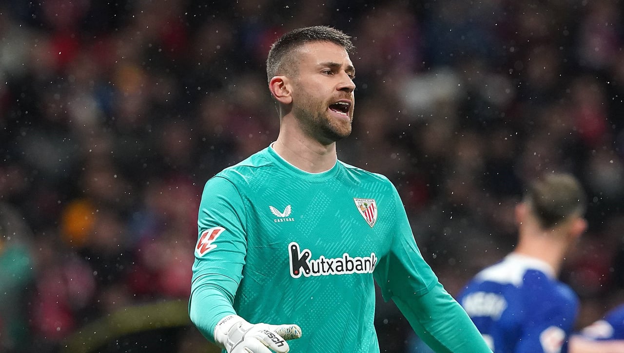 Juan Elejalde, ex directivo del Athletic Club, defiende que Unai Simón debe jugar los torneos coperos