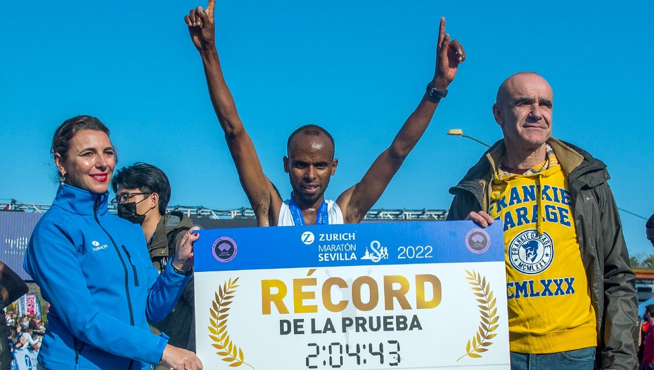 200 corredores de élite internacional tomarán la salida del Zurich Maratón de Sevilla 2023