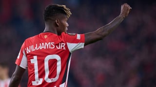 Irrumpe con fuerza en la pugna por Nico Williams