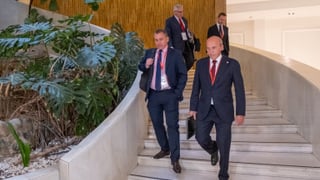 Del Nido denuncia la "desfachatez" de su hijo y utiliza las cartas de despido del Sevilla 