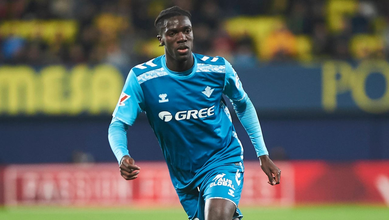 El Betis, a punto de cerrar la venta de Assane Diao: las cifras de la operación