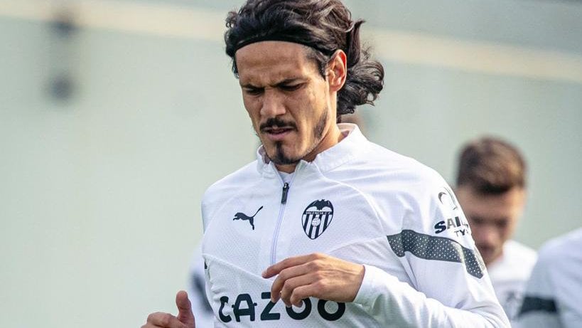 Cavani y el Valencia siguen sin ponerse de acuerdo: las cifras que separan a las partes