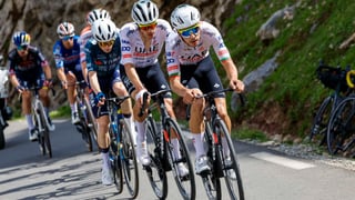 El UAE explota y Pogacar tiene un problema